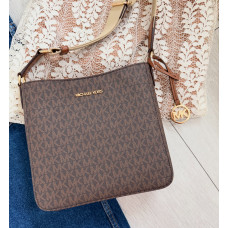 Michael Kors Messenger crossbody hnědá s monogramem Michael Kors Messenger crossbody hnědá s monogramem