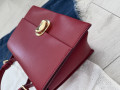 Furla kabelka flap červená Furla kabelka flap červená